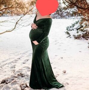 Elegant Green Velvet Maternity Dress